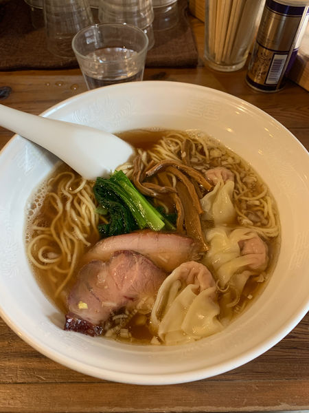 「ワンタン麺(3個)」@らーめん穀雨の写真