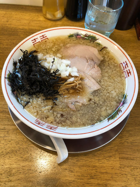 「中華そば850円」@背脂煮干中華そば 我武者羅 初台店の写真