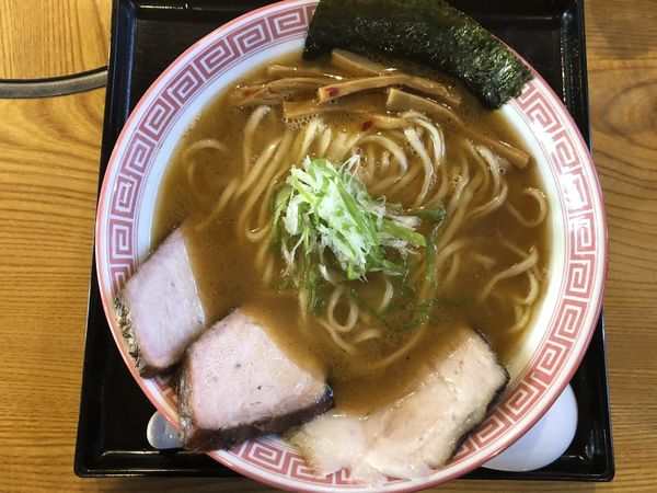 「醤油そば(白醤油)」@麺切り 白流の写真