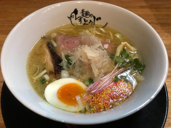 「鶏節極塩ラーメン　870円」@麺のようじの写真