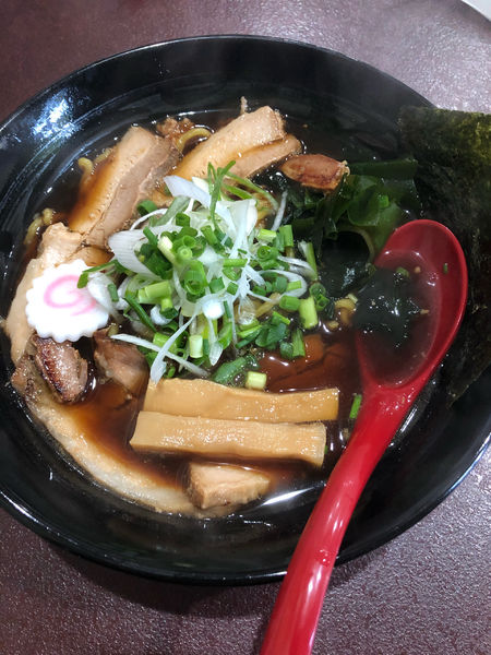 「醤油チャーシュー麺990円」@北海道ラーメン 温の写真