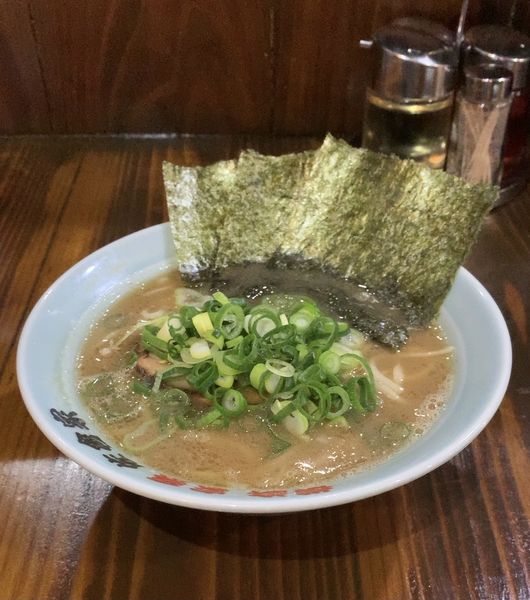 「横浜らーめん」@横浜家系 佐倉家の写真