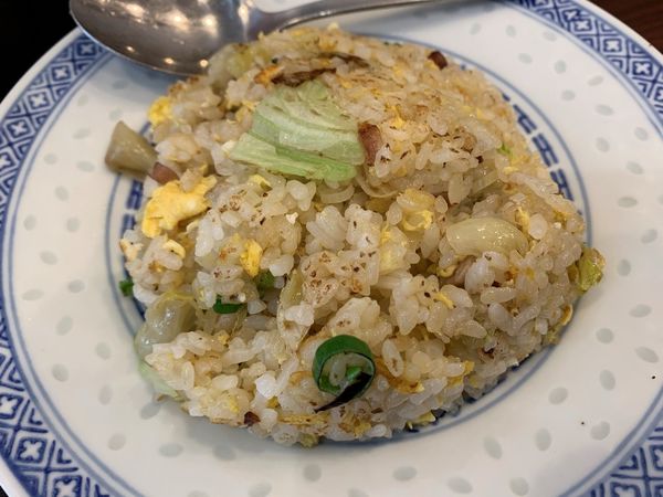 「自家製水餃子ラーメンと半炒飯」@台湾料理 阿里山の写真