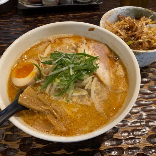 「特味噌 800円+ねぎチャーシュー小丼290円」@北のらーめん 美空の写真