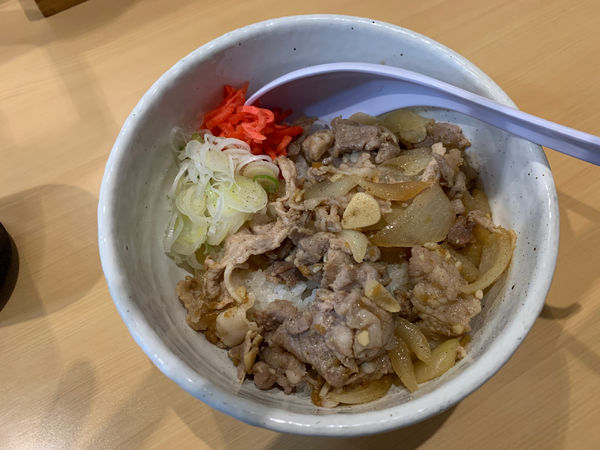 「肉ニンニク丼」@麺処 春の風の写真