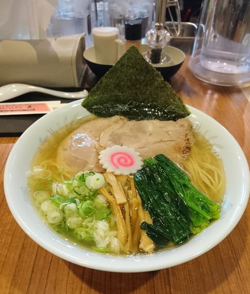 「煮干しそば 塩 大盛」@中華そば GO.TO.KU ～義～の写真