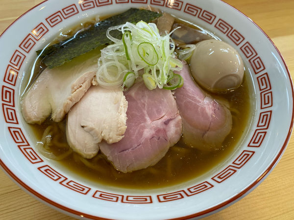 「中華そば ＋ チャーシュー ＋ 味玉」@中華そば あら井商店の写真