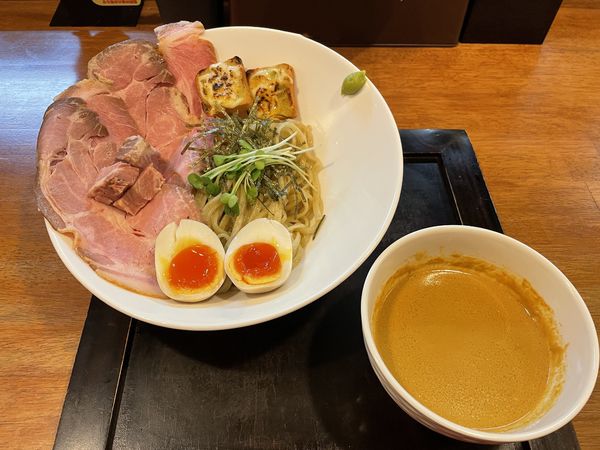 「濃厚うにつけ麺全入り1700円」@らぁ麺はうす Sumika0の写真