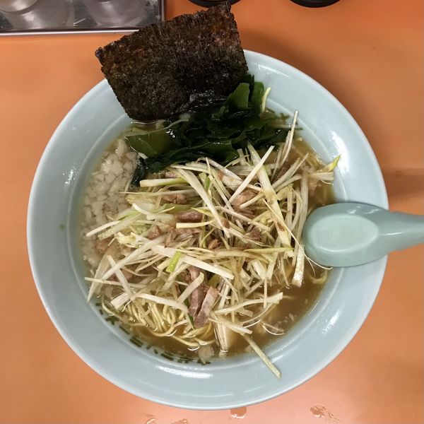 「朝ラーメン ＋ トッピングねぎ」@ラーメンショップ 成瀬が丘店の写真