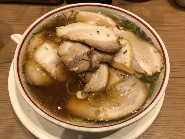 「バラそば醤油」@玉 バラそば屋 川崎アゼリア店の写真