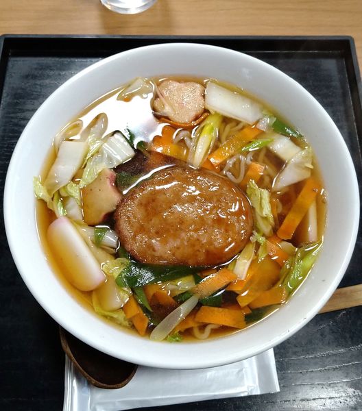 「るんるんラーメン 770円」@三角庵の写真