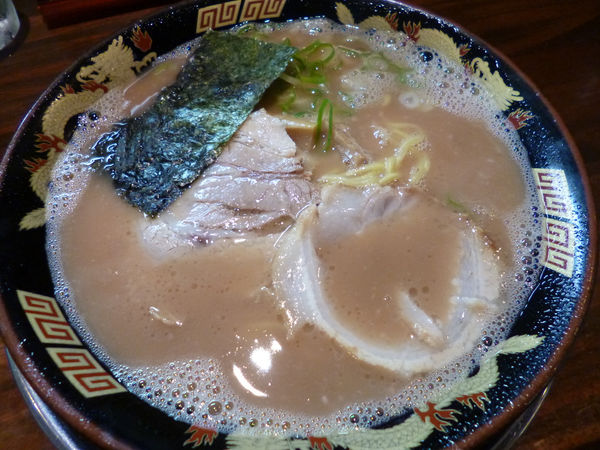 「とんこつラーメン」@風来軒 加納本店の写真