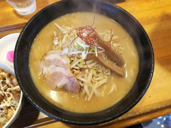 「味噌拉麺＋ミニチャーシュー丼　750＋150円」@麺処 中むらの写真