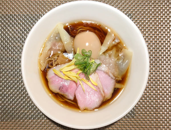 「★旨み鶏だし 特製•醤油🍜¥1,300」@生粋 花のれんの写真