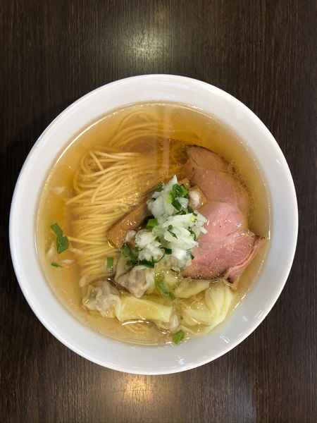 「ワンタン塩そば」@中華そばイデタの写真