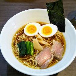 しょうゆラーメン+ハーフ玉子