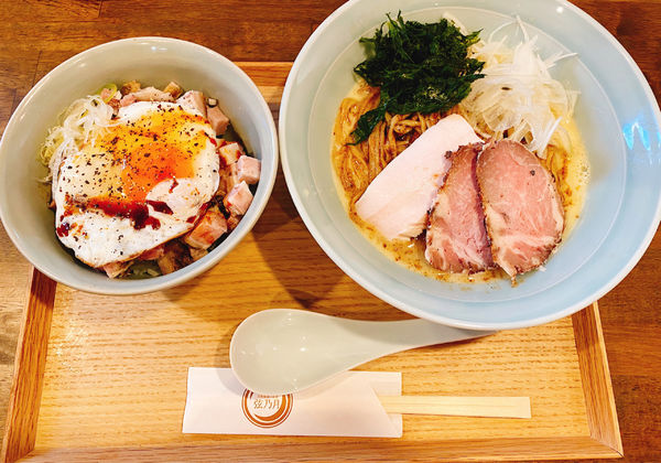 「煮干し(汁なし)」@自家製麺と定食 弦乃月の写真