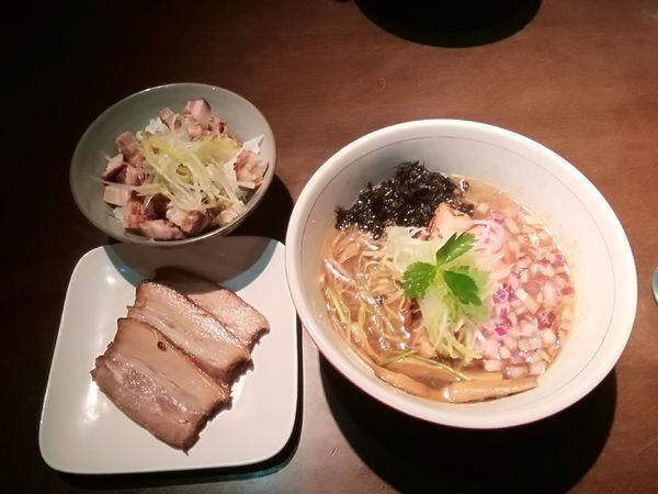 「豊深煮干しそば(醤油・細麺)」@麺や 虎徹の写真