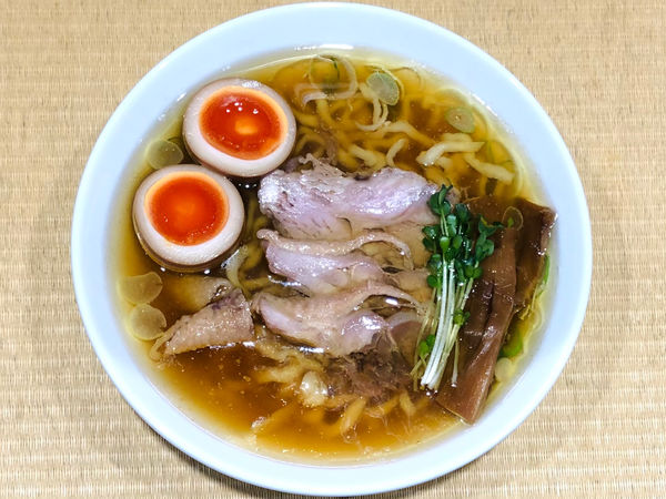 「★親鶏中華そば(中太麺)🍜¥820」@手打 親鶏中華そば 綾川の写真