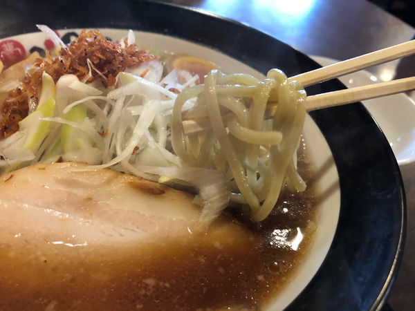 「淡麗海老醤油ラーメン　800円」@麺屋むげんの写真