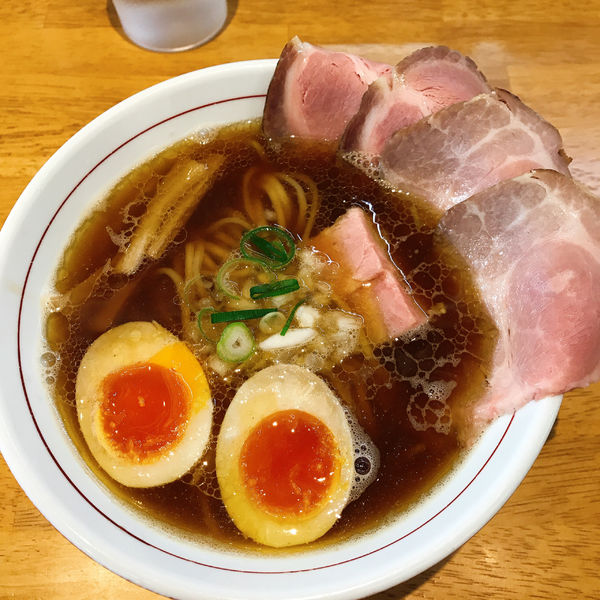 「特製中華そば醤油」@麺食堂 88の写真