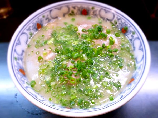 「とんこつラーメン￥650」@万龍の写真