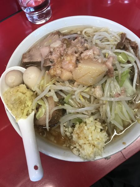 「ラーメン小 (ニンニク・アブラ・ショウガ半分)」@ラーメン二郎 西台駅前店の写真