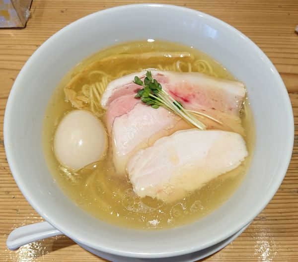 「塩味玉らーめん」@麺屋鈴春の写真