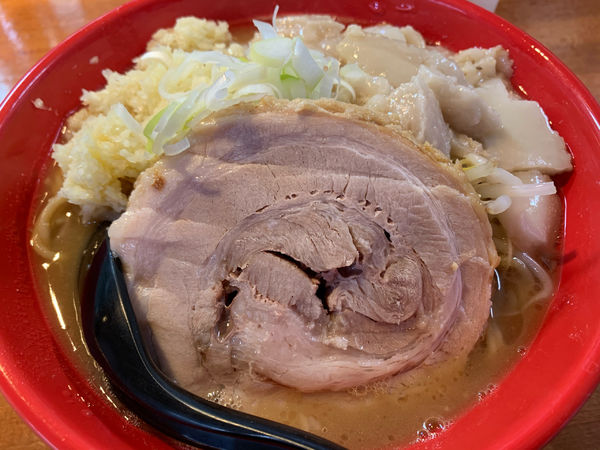 「豚ラーメン中　ニンニクアブラマシ」@麺屋 もりのの写真