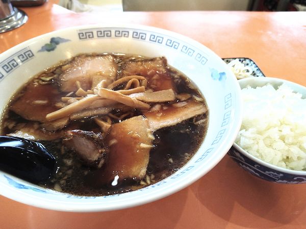 「チャーシュー麺（¥800）+半ライス（¥170）」@ラーメン王将の写真