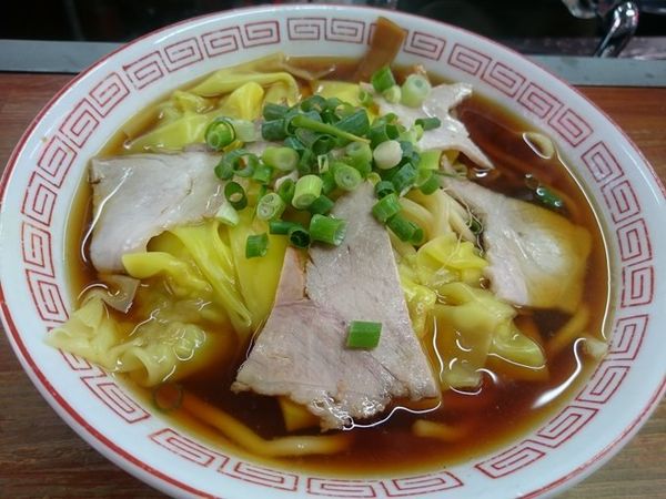 「ワンタンラーメン」@中華そば 住吉の写真