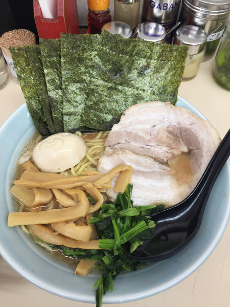 「ラーメン　フル装備」@横浜家系ラーメン田中の写真