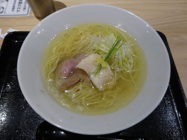 「名もなき塩らーめん」@麺屋 たけ井 エミル高槻店の写真