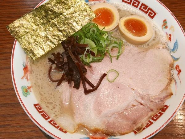 「濃厚ラーメン（細麺）＋味玉＋替玉」@ラーメンかなやの写真