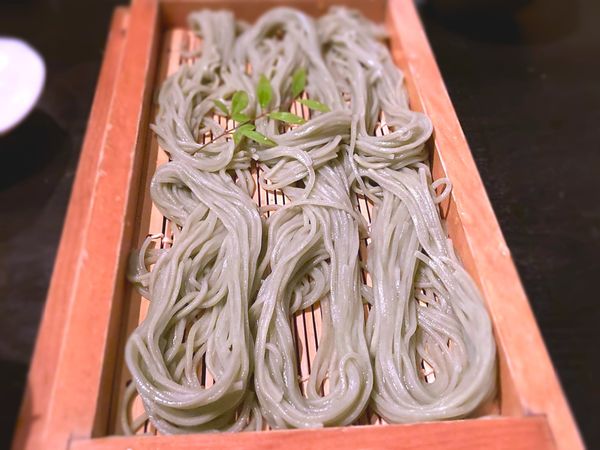 「新潟名物へぎそば￥1,180」@JAPANESE DINING BAR えちご 神楽坂店の写真