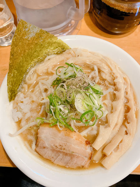 「濃厚らーめん」@つけ麺 まぜ郎 ぎんや 砂田橋店の写真