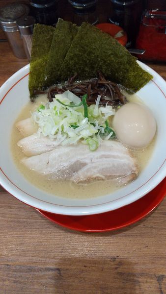 「特製鶏豚骨白(細麺)」@鶏・豚骨らーめん 水沢の写真