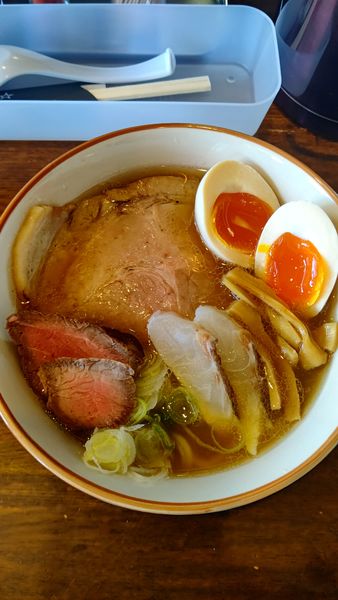 「あら炊き中華そば　正油　　850円」@中華そば GO.TO.KU ～仁～の写真