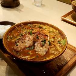 旨辛味噌ラーメン(ピリ辛､麺普通盛り)Ｂセット(唐揚げセット  