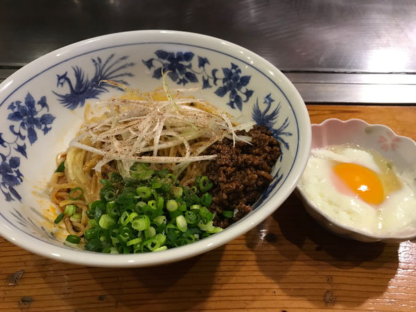 「汁なし担々麺」@鉄板居酒屋 昇の写真