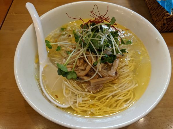 「塩ラーメン800円」@麺屋 Hulu-luの写真
