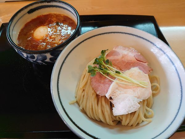 「鶏魚介の辛つけ麺 味玉」@つけ麺 いな月の写真