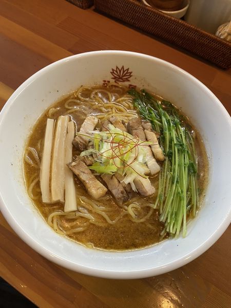 「濃いめ焼き干し醤油」@らぁめん 翠蓮の写真