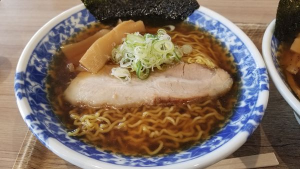 「煮干醤油ラーメン」@凌駕IDEA イオンモール松本店の写真