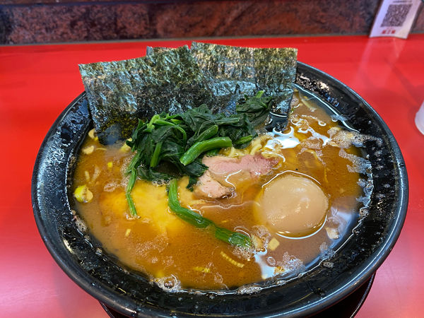 「中盛り味玉硬め多め」@環2家の写真