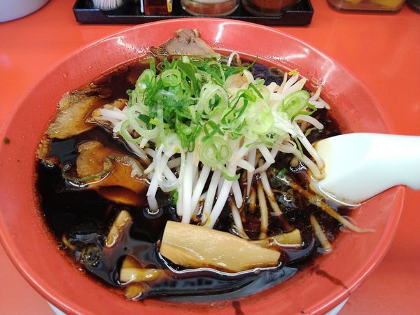 「京都漆黒醤油ラーメン」@魁力屋 センター南店の写真