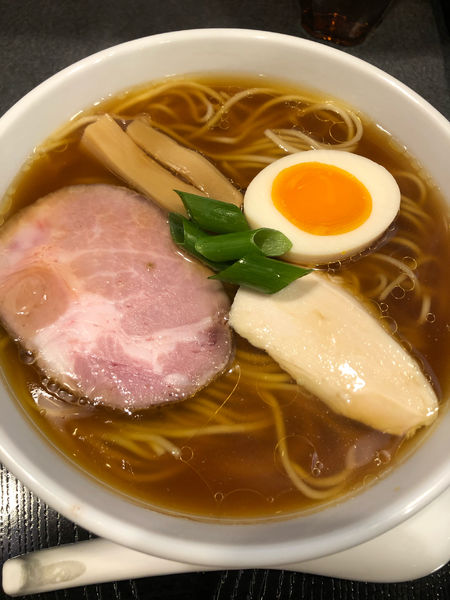 「丸鶏醤油らあ麺　880円」@らぁ麺 幸跳の写真