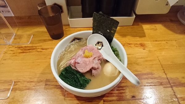 「特製濃厚真鯛らーめん＋大盛」@真鯛らーめん 麺魚の写真