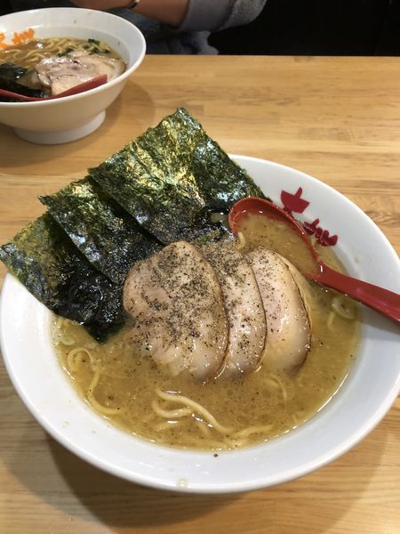 「チャーシューメン(中盛)ライス」@大桜 上永谷店の写真