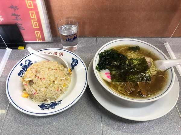 「半チャーハンラーメンセット 880円」@味の横綱の写真